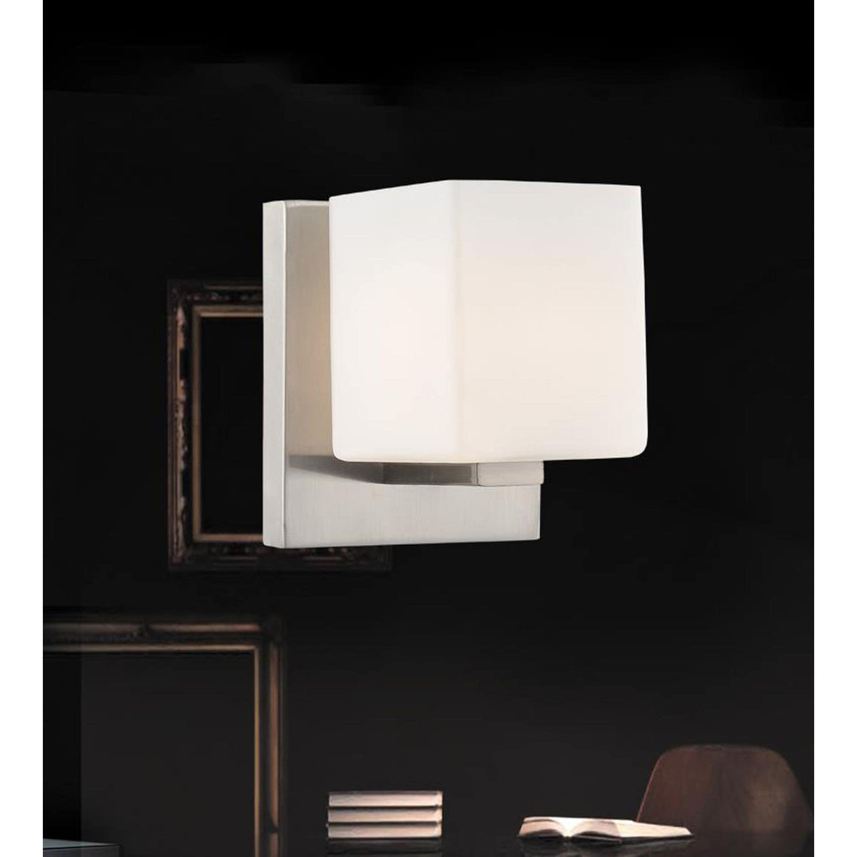 Vanity Lights - Item 0001971 O3