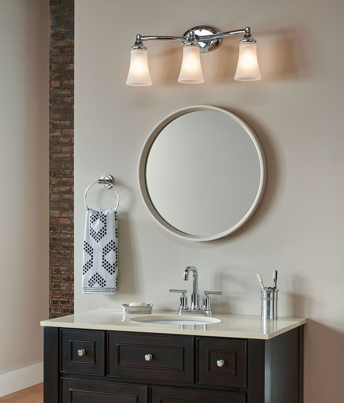 Vanity Lights - Item 0002007 Z9