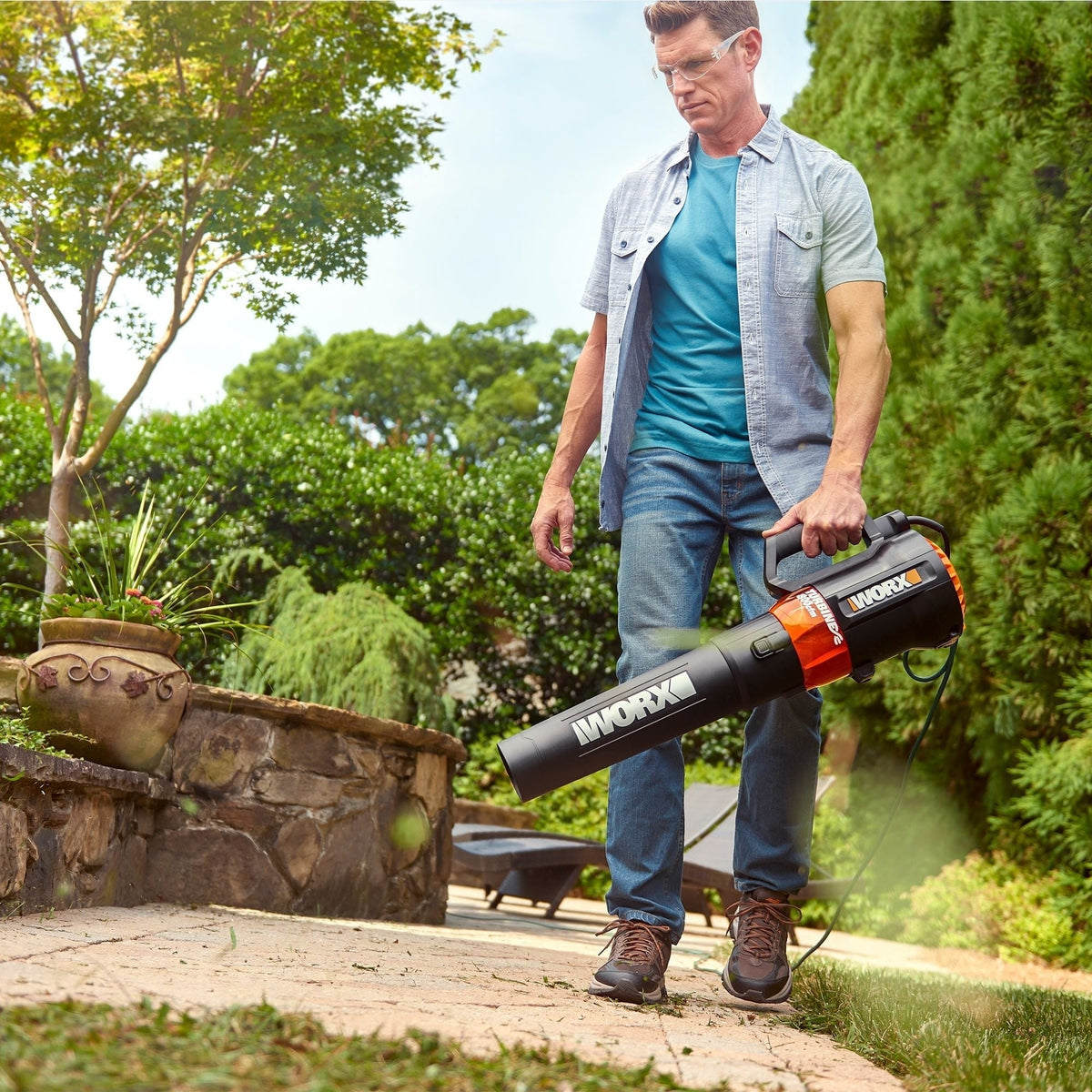 Leaf Blower, 12 Amp, Electric - Item 0003355 Y7