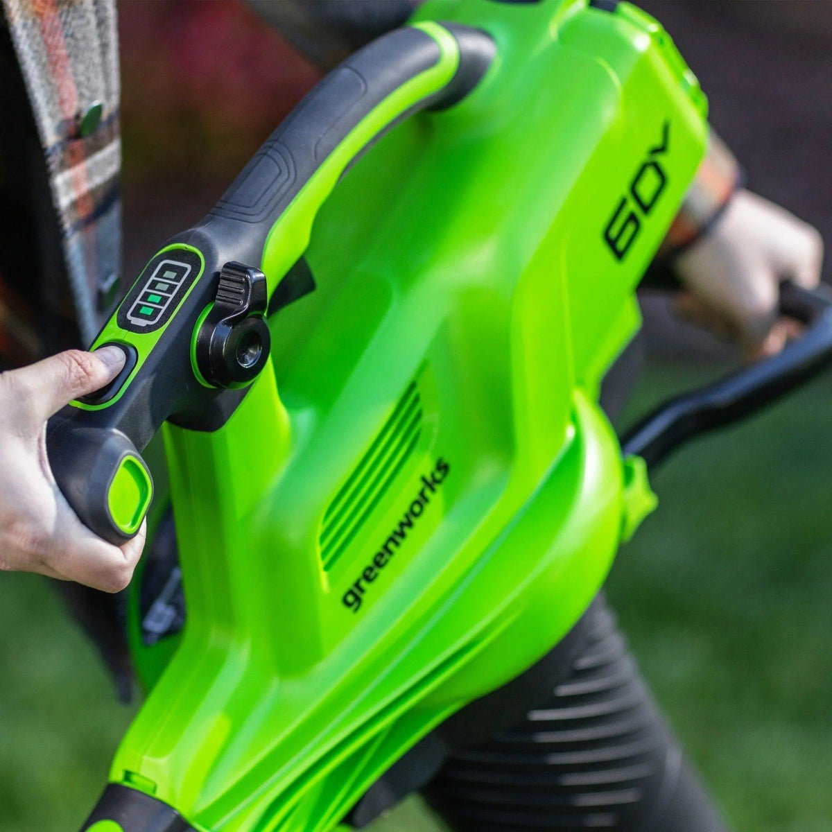 Leaf Blower, 60V, 4Ah - Item 0003354 Q5