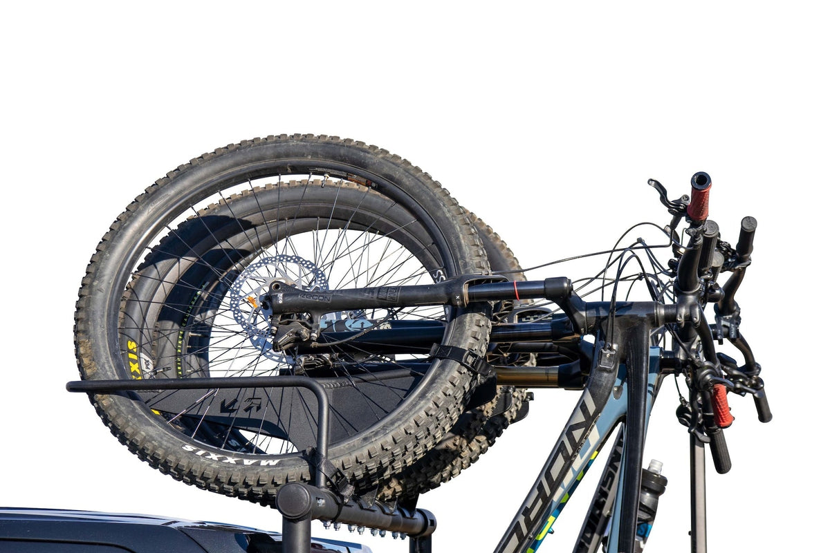 Roof Racks, Carriers & Cargo Management - Item 0000684 Z5