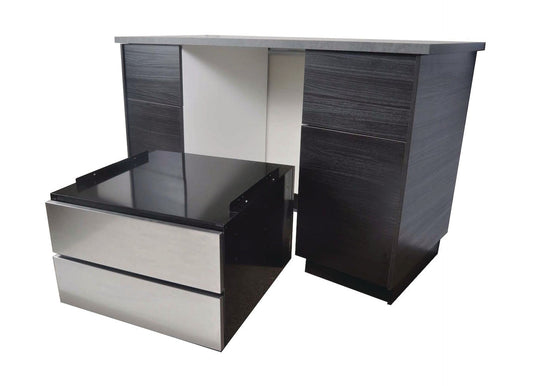 Microwaves, 24-in - Item 0001663 A8